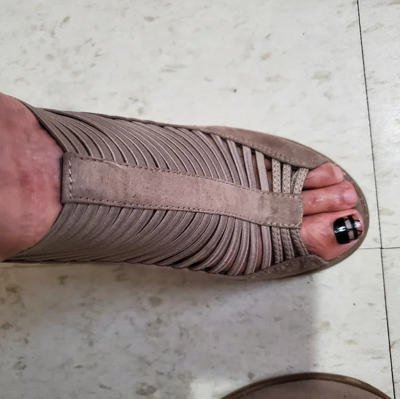 # 011 MIA Suede Booties NWOT - Picture 2 of 8